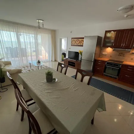 Apartment Summer Vibe - First Floor