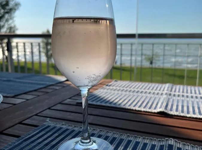 Summer Vibe Apartment